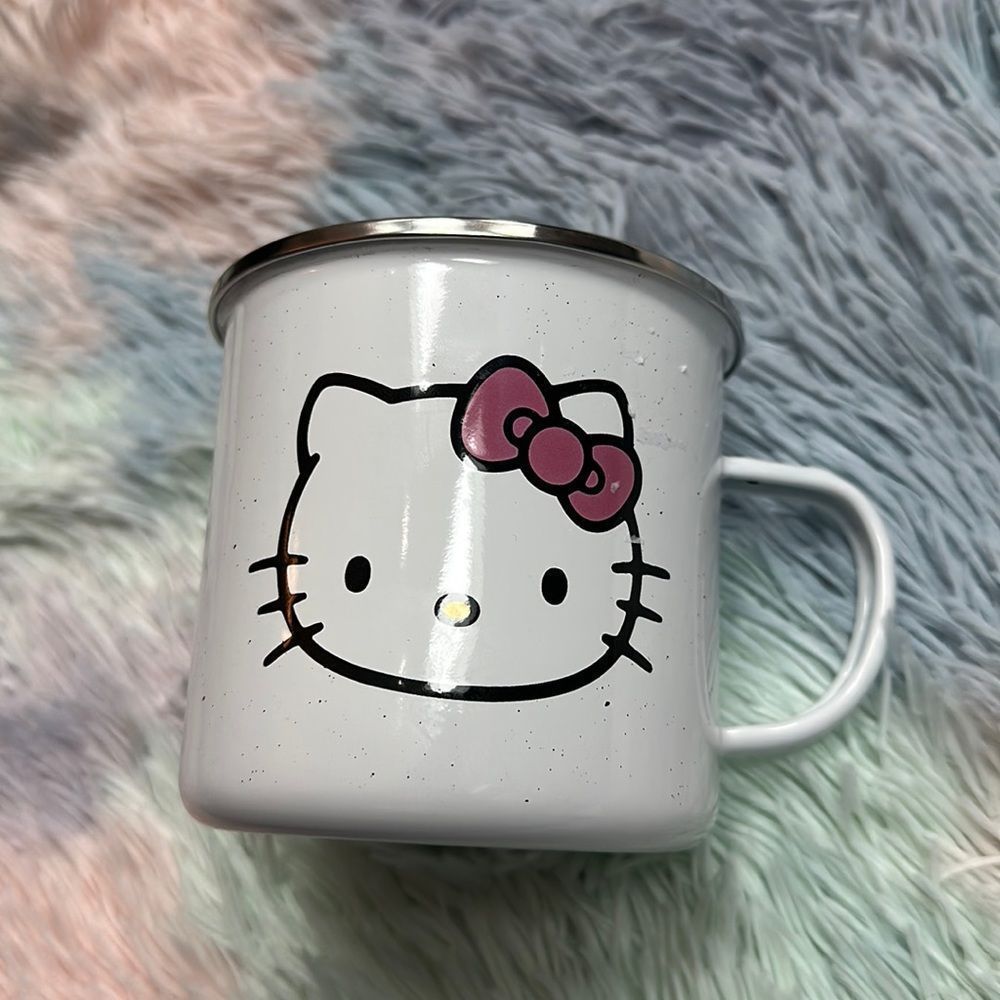 Hello Kitty by Sanrio camper mug silver and white aluminum 21oz